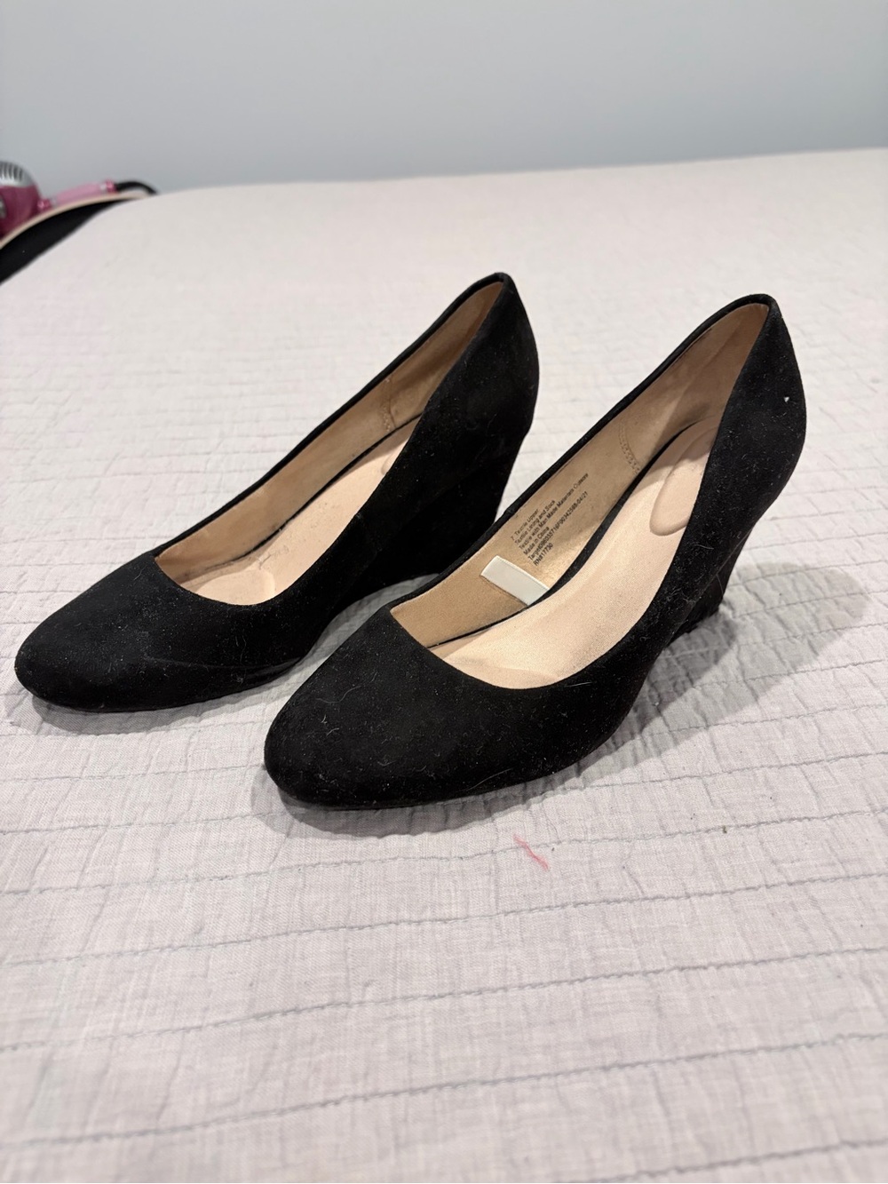 A New Day Black Faux Suede Wedge Heels Size 7 Closed Toe Pumps